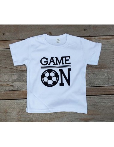 T shirt wit game on